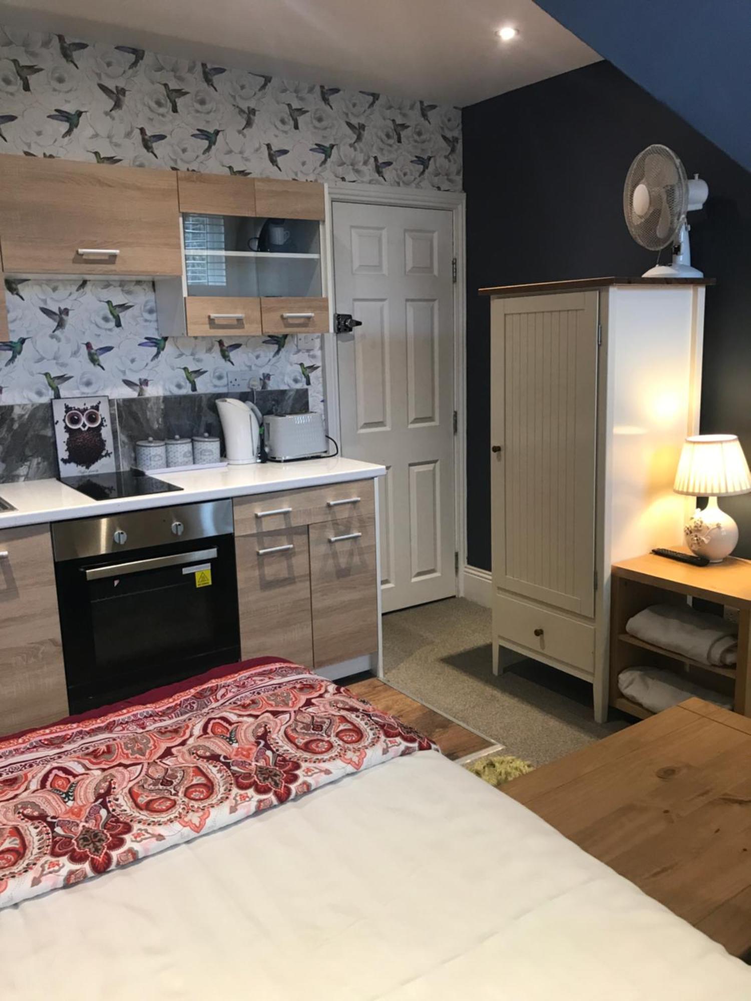 Acacia Villas Guest House Guildford Eksteriør bilde