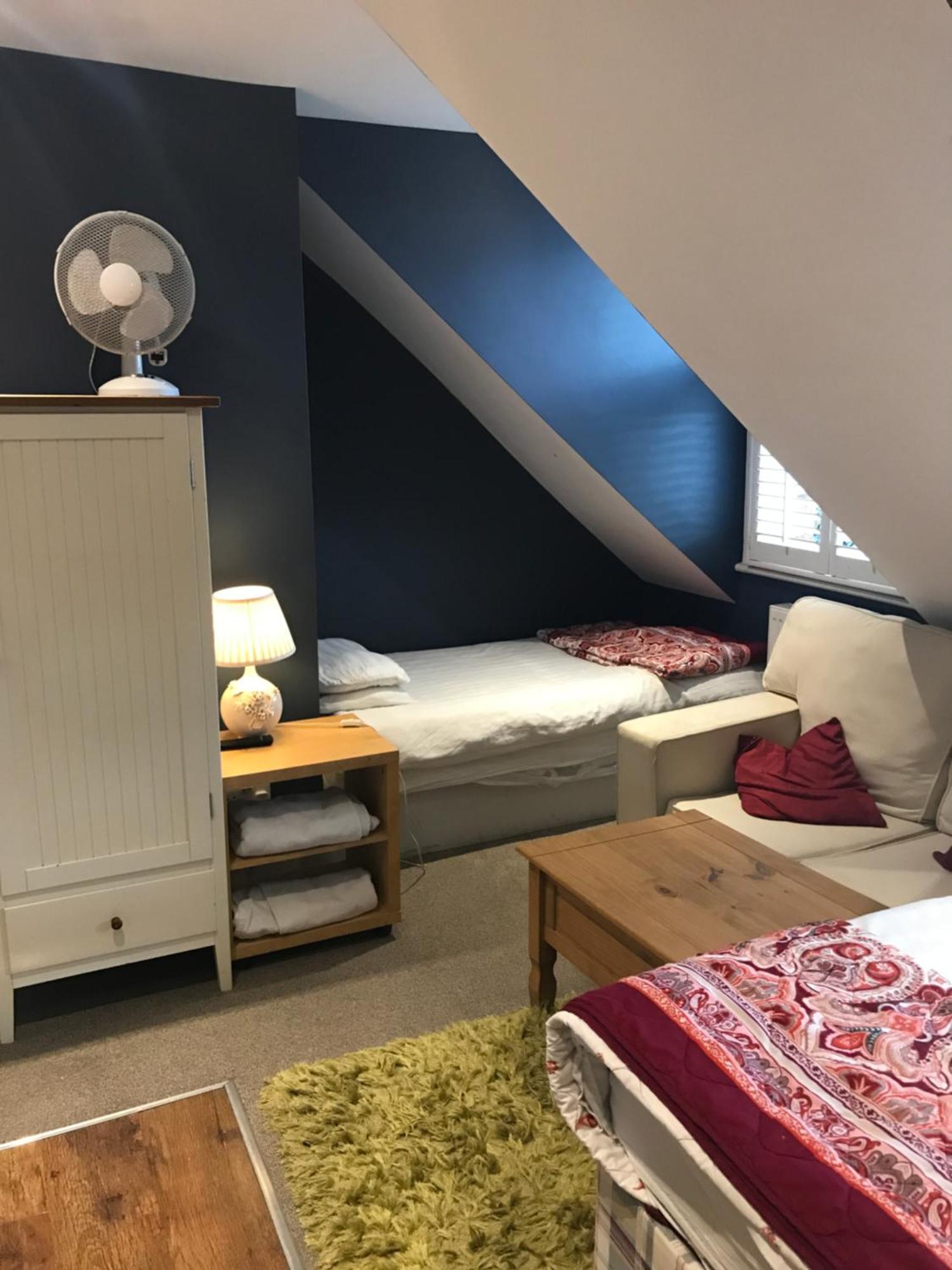Acacia Villas Guest House Guildford Eksteriør bilde